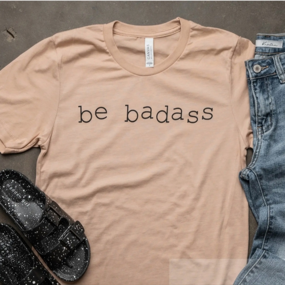 Graphic tee